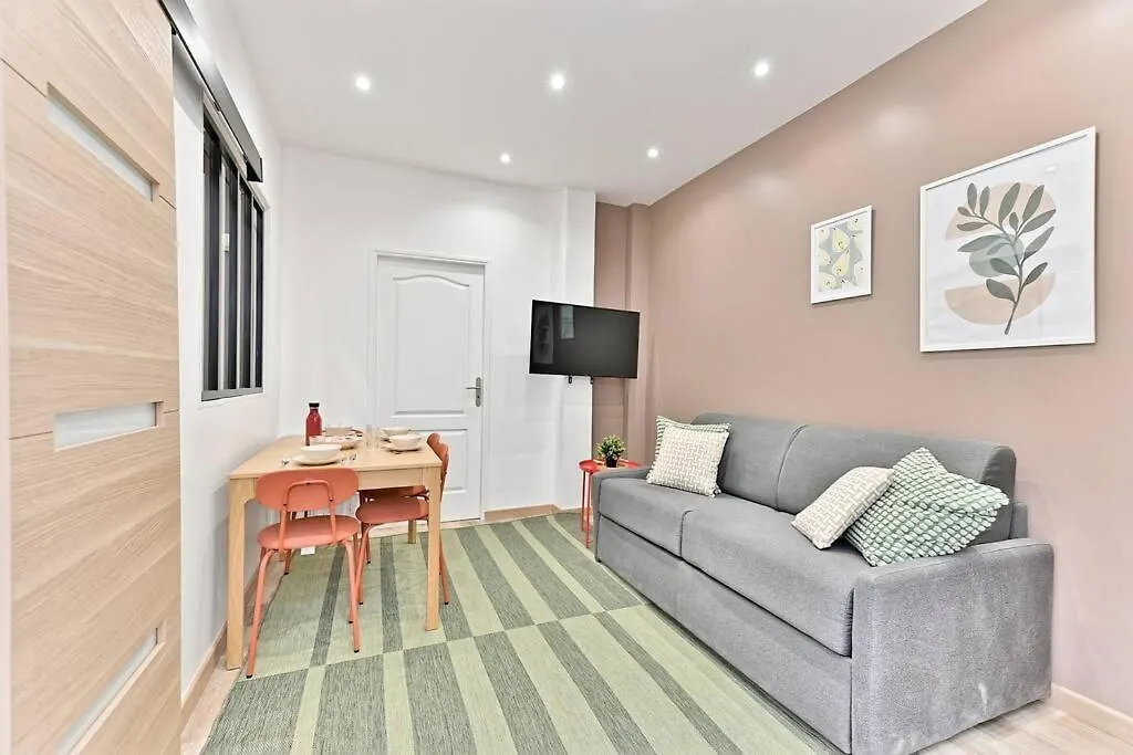 Appartement Central Equipe Paris Nation 0*,  France